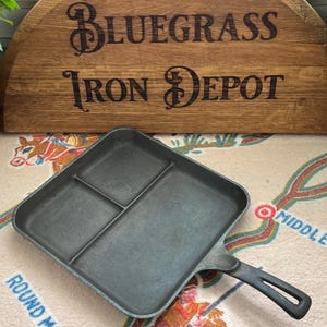Wagner Bacon Egg Square Cast Iron Breakfast Skillet w/Stylized Logo - Restored and Ready to Use!!