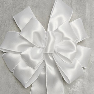 Satin White Bow Wreath Christmas Tree Topper Bow Christmas bow Xmas decor White Wedding bow pew church aisle bows chair bridal christening
