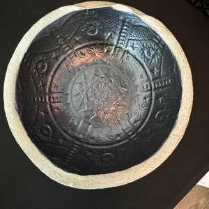 Cuenco decorativo de hormigón vertido a mano