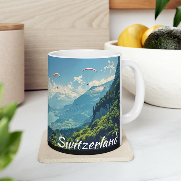 Die Schweiz Souvenir Tasse | Natur inspiriert | Kaffeeliebhaber Geschenk | Geschenk für Teeliebhaber | Paragleiten | Künstlerische Gestaltung | Interlaken West