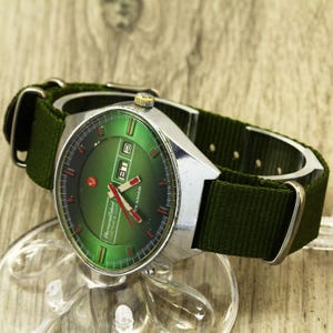 Reloj de pulsera automático vintage de la URSS Chaika Uglich conmemorativo del estadio de fútbol, calibre 2627.H