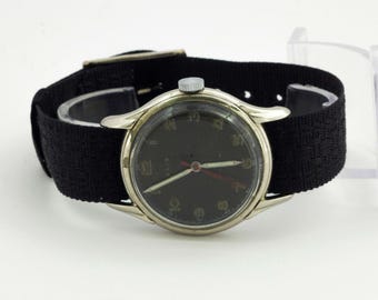 Vintage Elis Swiss made mechanical mens wristwatch 15 jewels black dial V
