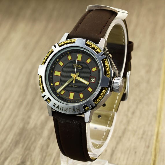 Russische Armbanduhr 24h Zifferblatt Vintage Slava 2427 UdSSR