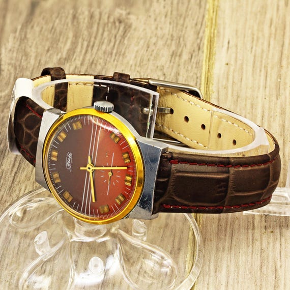 Orologio da polso sovietico ZIM Pobeda 2602 da uomo, vintage