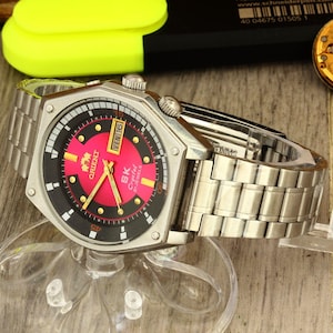 Orient SK Crystal RARE Y469135A-4B CA automatic men's stainless watch red dial