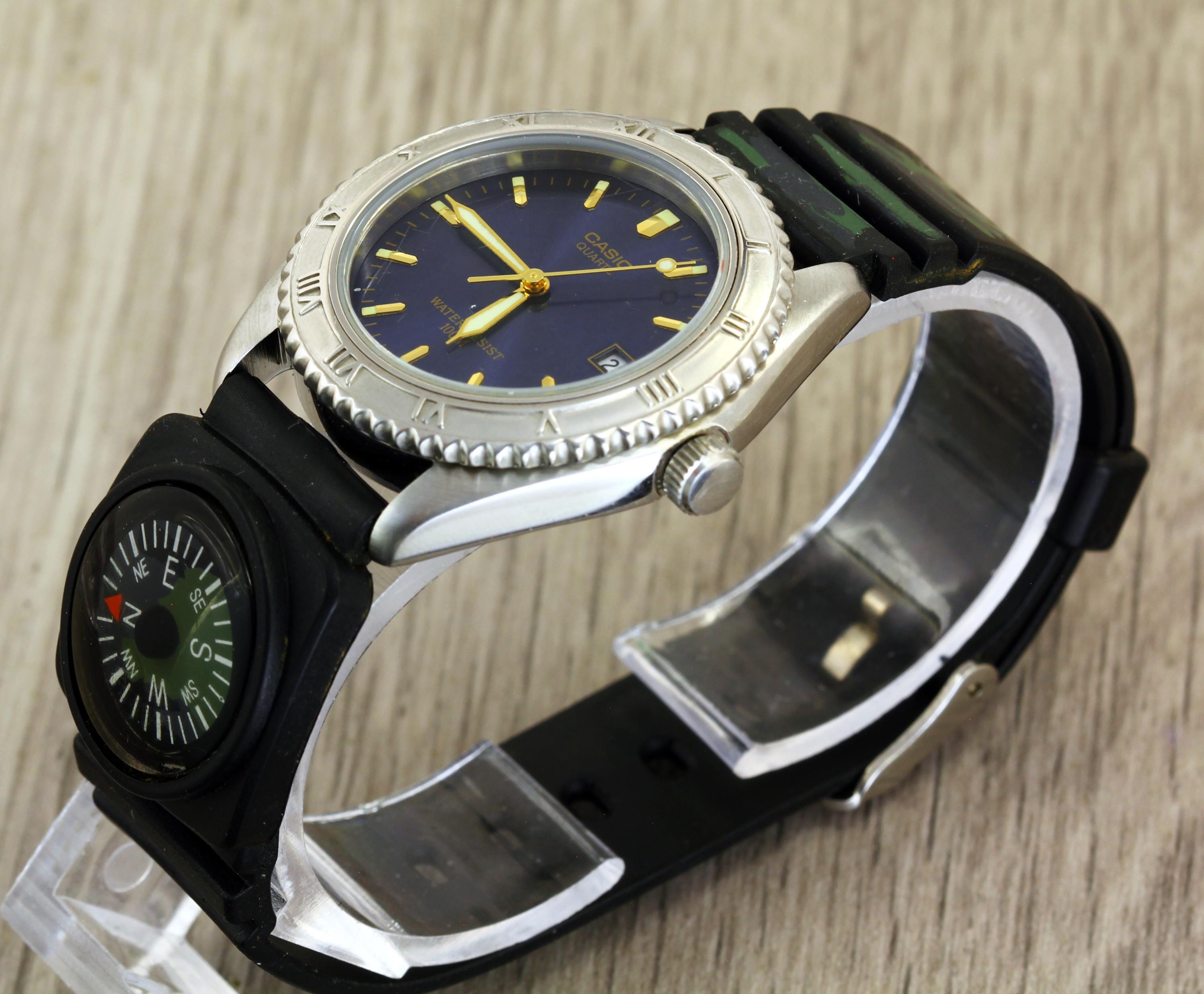 CASIO 1332 MTD-1004 クォーツ メンズ ステンレススチール 腕時計
