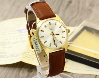 Poljot 2609/1303348 Sammlerstück 1970's UdSSR vergoldete Armbanduhr Box und docs