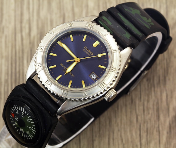 Casio Orologio Digitale Unisex Al Quarzo Con Cinturino In Acciaio Inossidabile - Illuminatore, Cronometro E Allarme Giornaliero