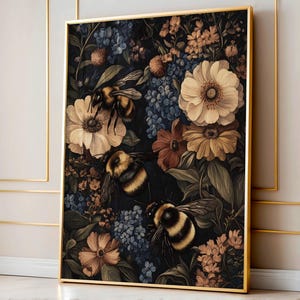 Bumble Bee Vintage Print: Farmhouse Cottagecore Wall Art (Digital Download)