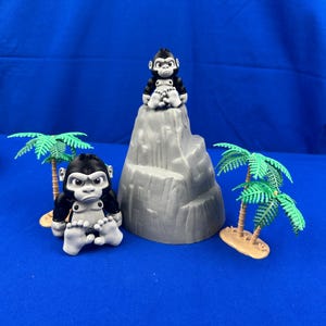 Articulated Gorilla – Collectible with Playful Personality - 3D Printed + Optional Custom Message!