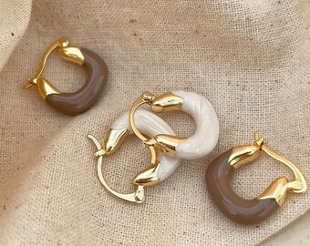 Crème Taupe Crescent Earrings