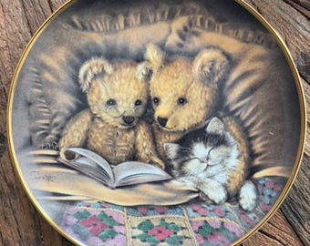 Vintage Franklin Mint Decorative Plate, Mommy Bear and Kitty, Sue