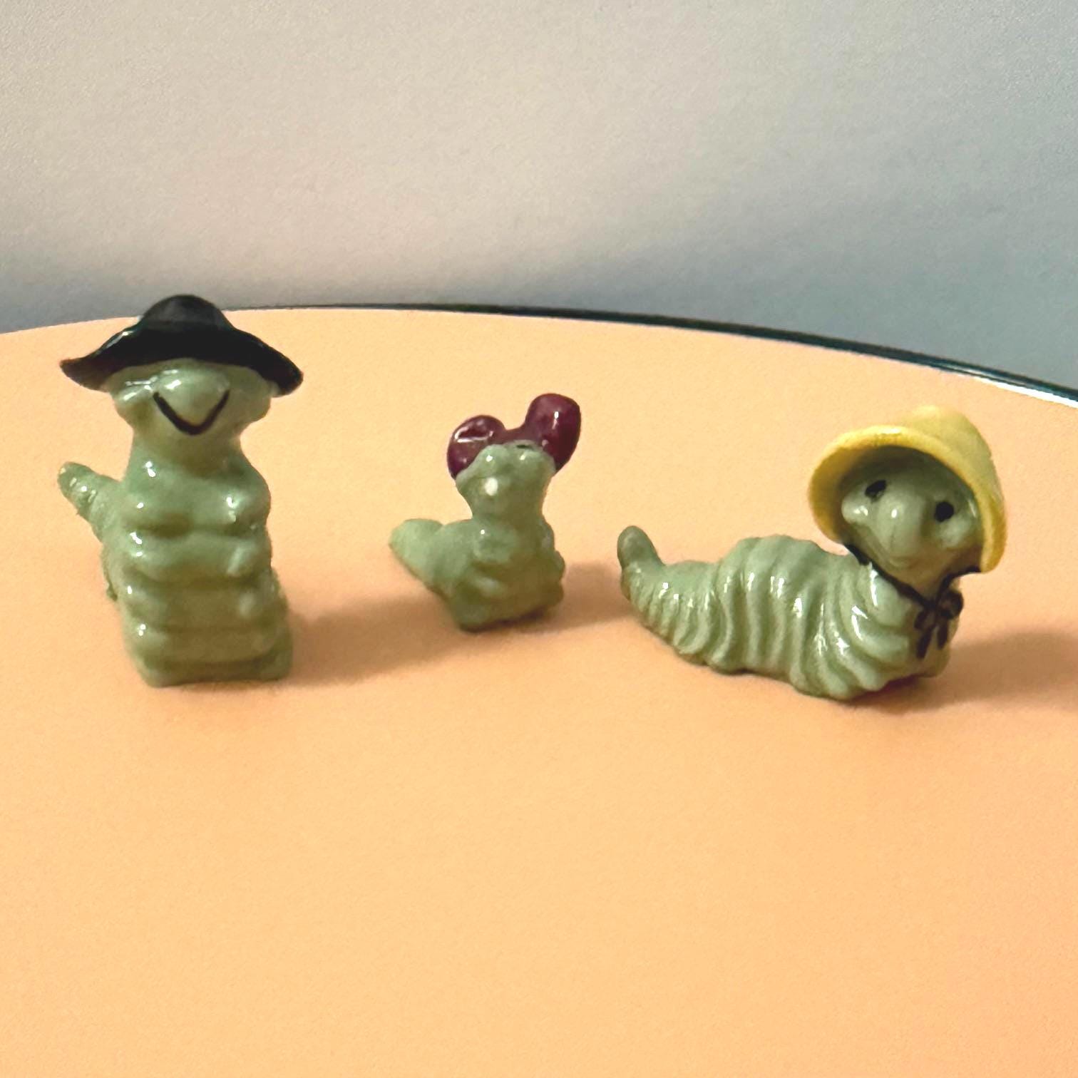 Vintage Hagen‑renaker Mama Dad Baby Inchworm Caterpillar Family