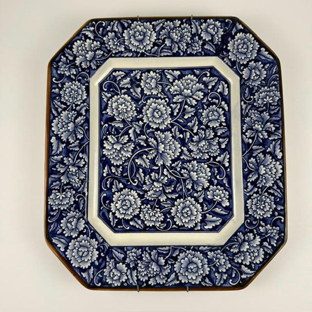 レジンアート(Okinawa Blue・Plate type・900×450) Vintage MCI Japan Octagon Plate, Blue & White Peony Floral Decor