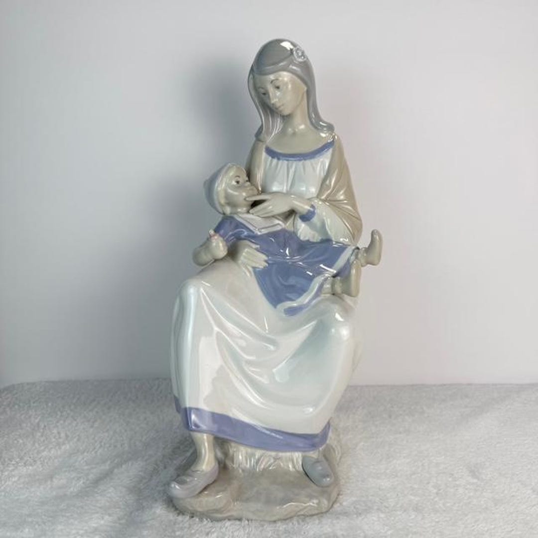 Vintage REX Valencia Porcelain Figurine | Mother and Child, Hand