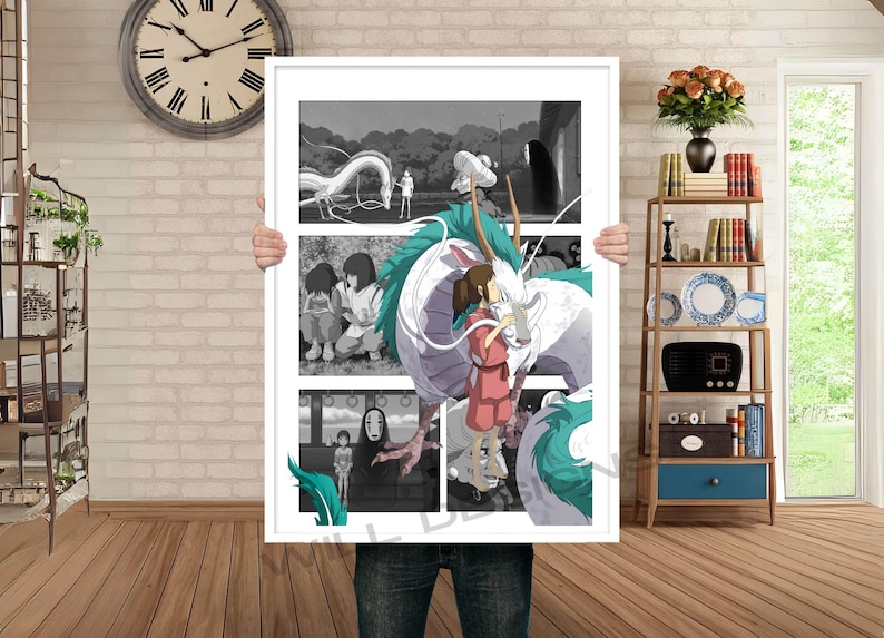 Op de afbeelding: Een witte ingelijste print van een cartoonillustratie met een groene en witte draak waarop een jong meisje rijdt. De draak wordt omringd door andere personages in een stripboek stijl.