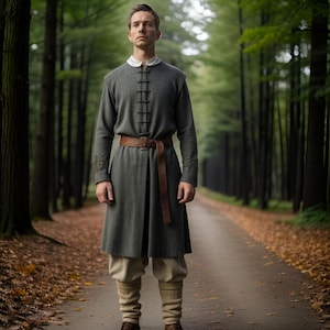 Mittelalterliche Herren Langarm Tunika | Historisches Graues Kostüm | Gewandung der Wikinger-Reenactment-Zeit | Traditionelle Nordische Kleidung