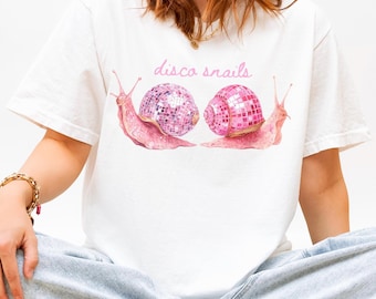 Disco Snails Shirt Comfort Colors T-Shirt Pink Disco Balls Oversized Graphic Bugs Shirt For Women Meme T-Shirt Dance Shirt Gift For Dancers