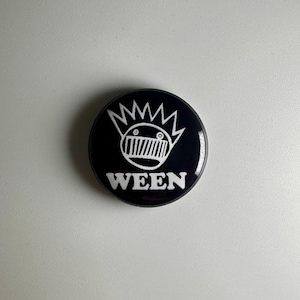 Épinglette Ween Boognish, bouton 2,5 cm (1 po.) W007B