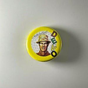Devo Are We Not Men? Botão de 1,25" D007B125 Broche