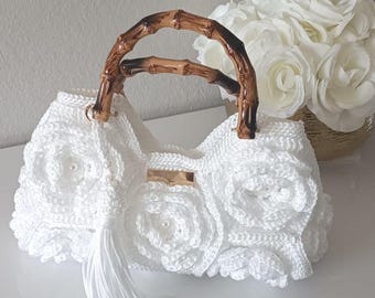 White Crochet Handbag – 3D Rose Design, Bamboo Handle, Elegant Women's Accessory