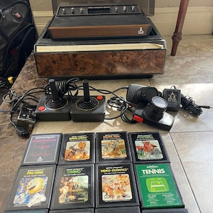 Atari 2600 - Console - Game Center - 12 Games