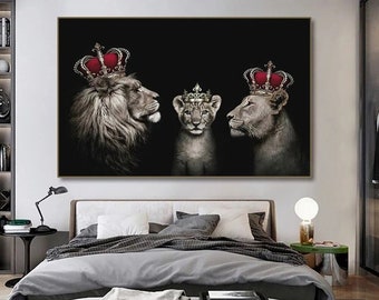Luxuskönig Königin und Prinz in Kronen - Royal Lion Family Leinwand für Wohnzimmer Dekor