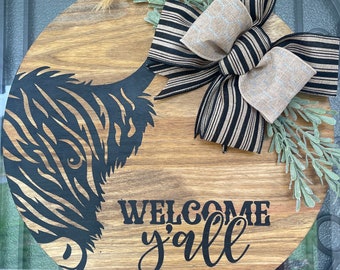welcome y’all cow  wooden round sign