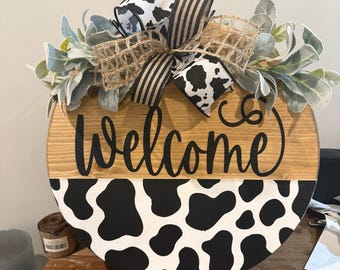 Welcome cow print wooden round sign