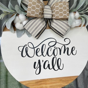 Welcome y’all wooden round sign