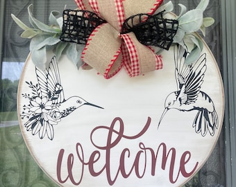 Welcome with the hummingbirds wooden round sign