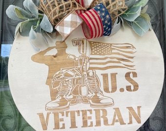 Proud US Veterans wooden round sign