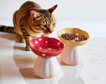 Elevated Ceramic Mushroom Cat Bowl: Whisker & Neck Relief, Non-Slip and Dishwasher Safe