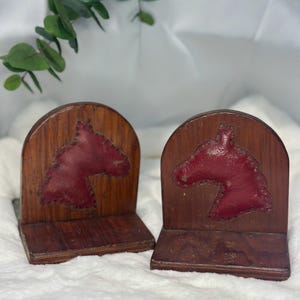 Wooden Red Horse Bookend Set- Perfect Gift for Any Book Lover, Western Home Decor