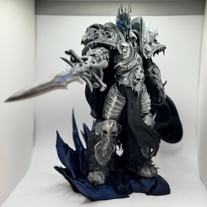 Lich King Arthas Custom Hand Painted Collectible Statue from World of Warcraft