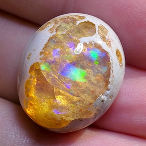 21.75ct Precious Opal,Opal for Jewelry,Boulder Opal,Cantera Opal,Polished Opal,Lightning Opals,Cabochons,Opal Supplier,Gem Quality Mexican