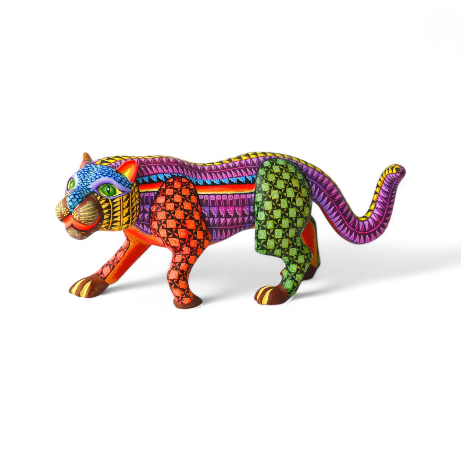 工芸品 Mexico wood carving Jaguar Oaxacan Alebrije Wood Carvings For Sale - VivaMexico
