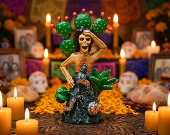 6.80" Oaxacan Catrina Skeleton Clay Doll by Concepcion Aguilar, Day of the Dead Art