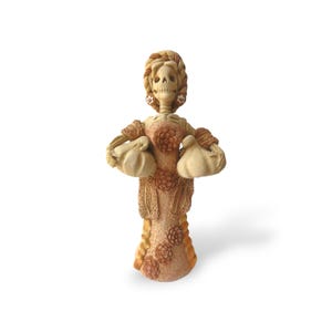 Clay Catrina,Catrina Figures,Mexican Catrina,Skeleton Woman,Catrina with Flowers,Catrina with Pumpkins,Handmade Catrina,Mexican Mythology