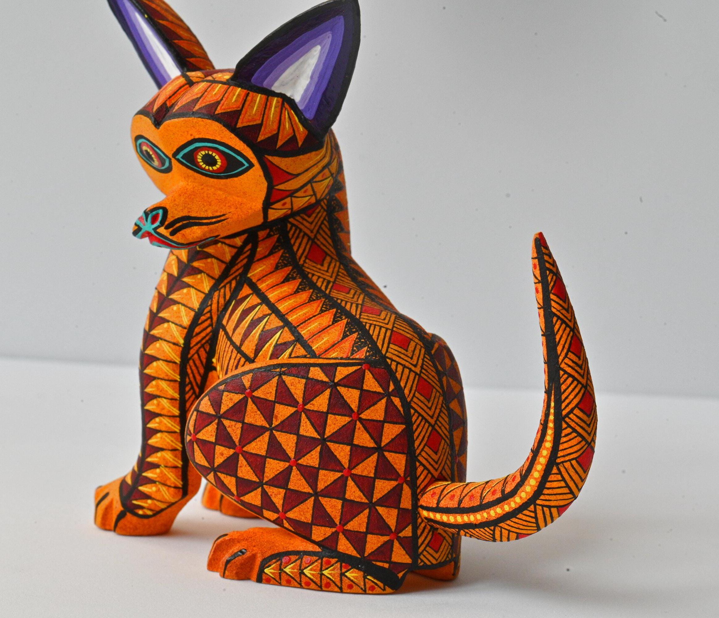 インド民族木彫像ペア｜ギャラリー猫購入品｜宗教民芸・アートオブジェ（H27cm） インドネシア バリ島の木彫りの人形】バリネコ(猫)親子の通販｜《公式