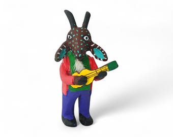 2.60" Oaxaca Musician Alebrije, Hand Carved Wood Folk