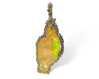 Opal Pendant,Mexican Pendant,Gold Pendant,Mexican Opal,14karat Solid Gold,Mexican Jewelry,Fire Opal,HandmadeJewelry,Mexican Gem Quality