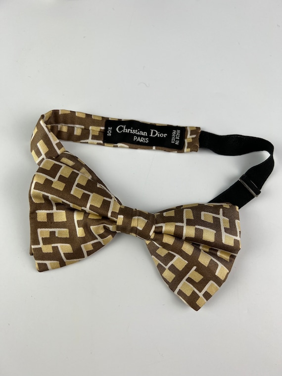 Christian dior bow tie deals