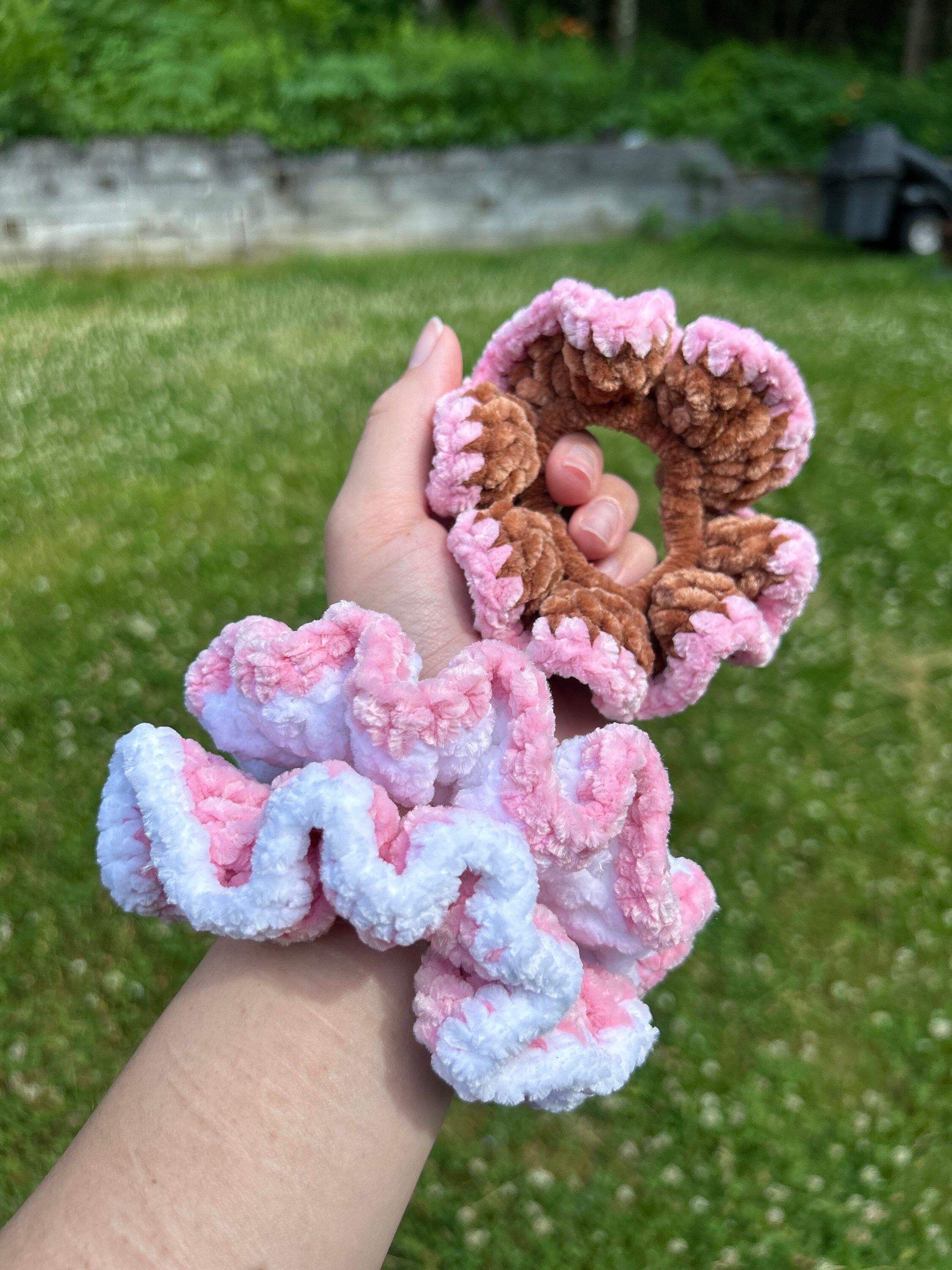 10 *Bubblegum* Pink Crochet Hair Scrunchies Set Don main image 2