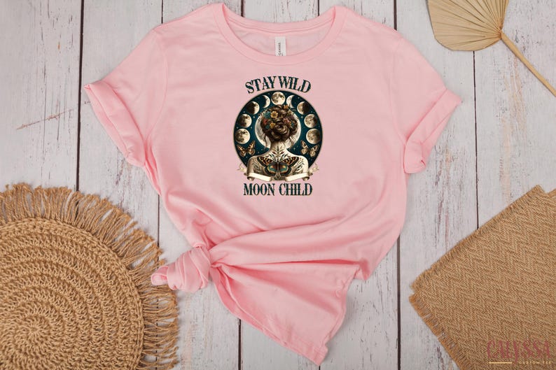 Camiseta infantil Stay Wild Moon, sudadera bohemia con arte de las fases lunares, sudadera con capucha de mariposa cósmica, camiseta de la diosa lunar celestial, regalo para amantes de la astrología imagen 6