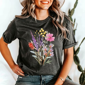 WildFlowers T-Shirt, Vintage Botanical Tee, Floral Nature T-Shirt, Garden Lover Tee, Flower Lover Tee, Botanical Neutral Tee, Flower T-Shirt