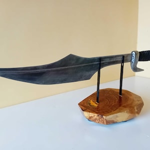 Épée spartiate du film 300 du roi Léonidas. Modèle d'affichage non affiné. Pièce unique faite à la main. Art du soudage. Recyclage créatif.