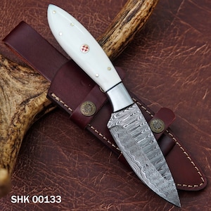 Custom Handmade Damascus Steel Hunting Skinning Knife with leather sheath