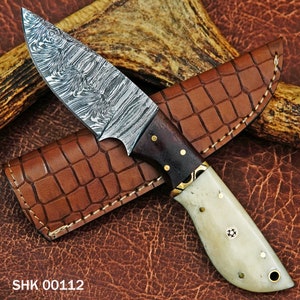 Custom Handmade Damascus Steel Hunting Skinning Knife with leather sheath