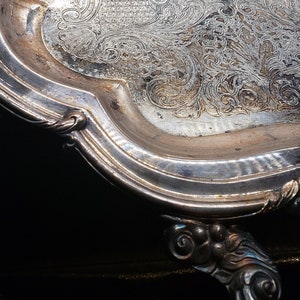 Community Silverplate Butler&#39;s Tray: Melon Sheffield Design, 26&quot; Oversize Serving Tray